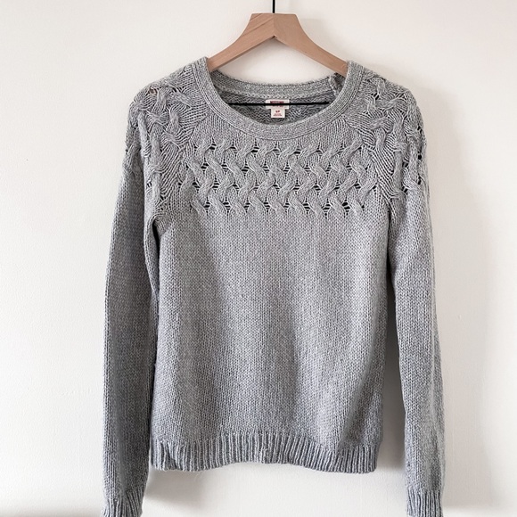 Gray Merona Sweater - Picture 1 of 3